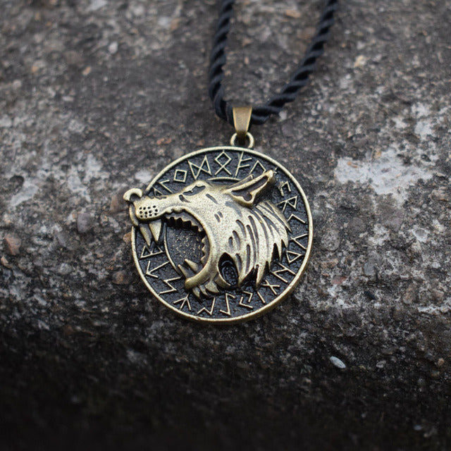 Wolf Head Pendant Necklace