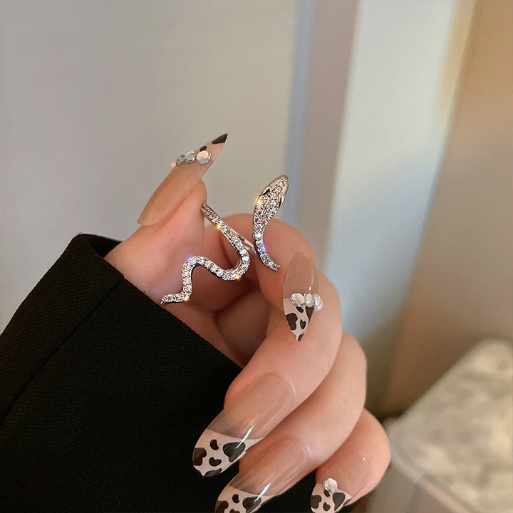 Stunning Snake Ring